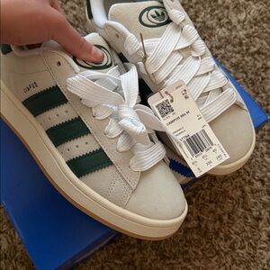 Women’s Adidas Campus 00s Ivory/Green NWT